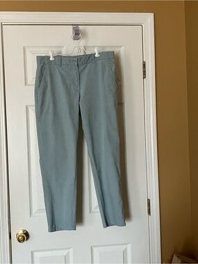 Gap ankle khakis in aqua green size 6/8